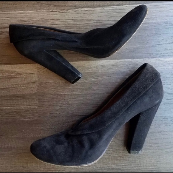 Chloe - Picture 8 of 8